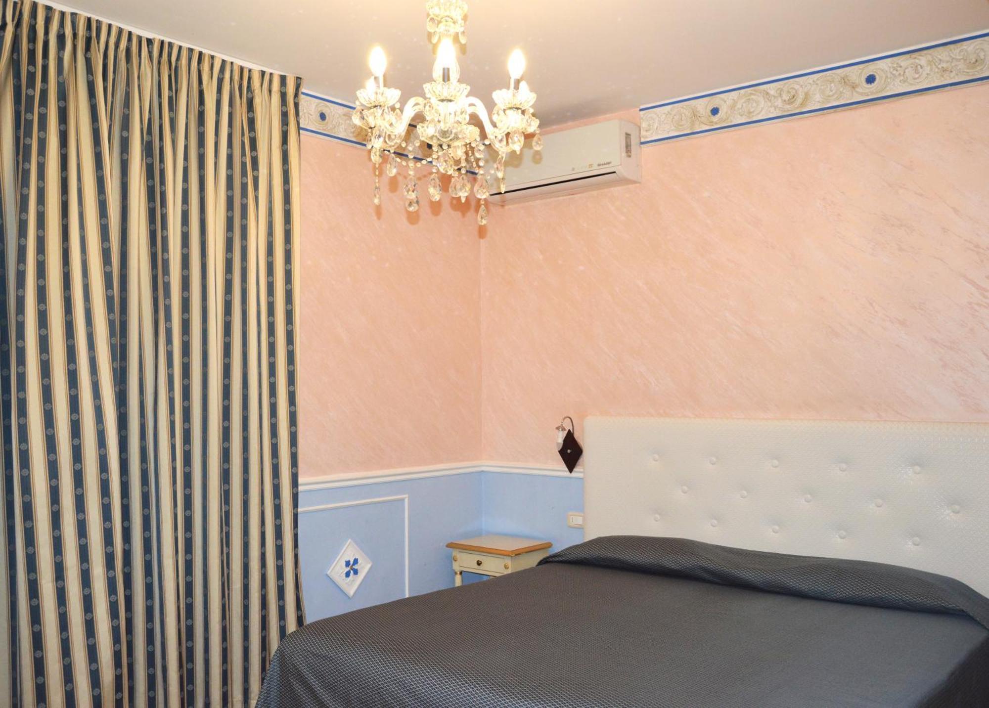 Nouvel Hotel Des Bains Pesaro Cameră foto