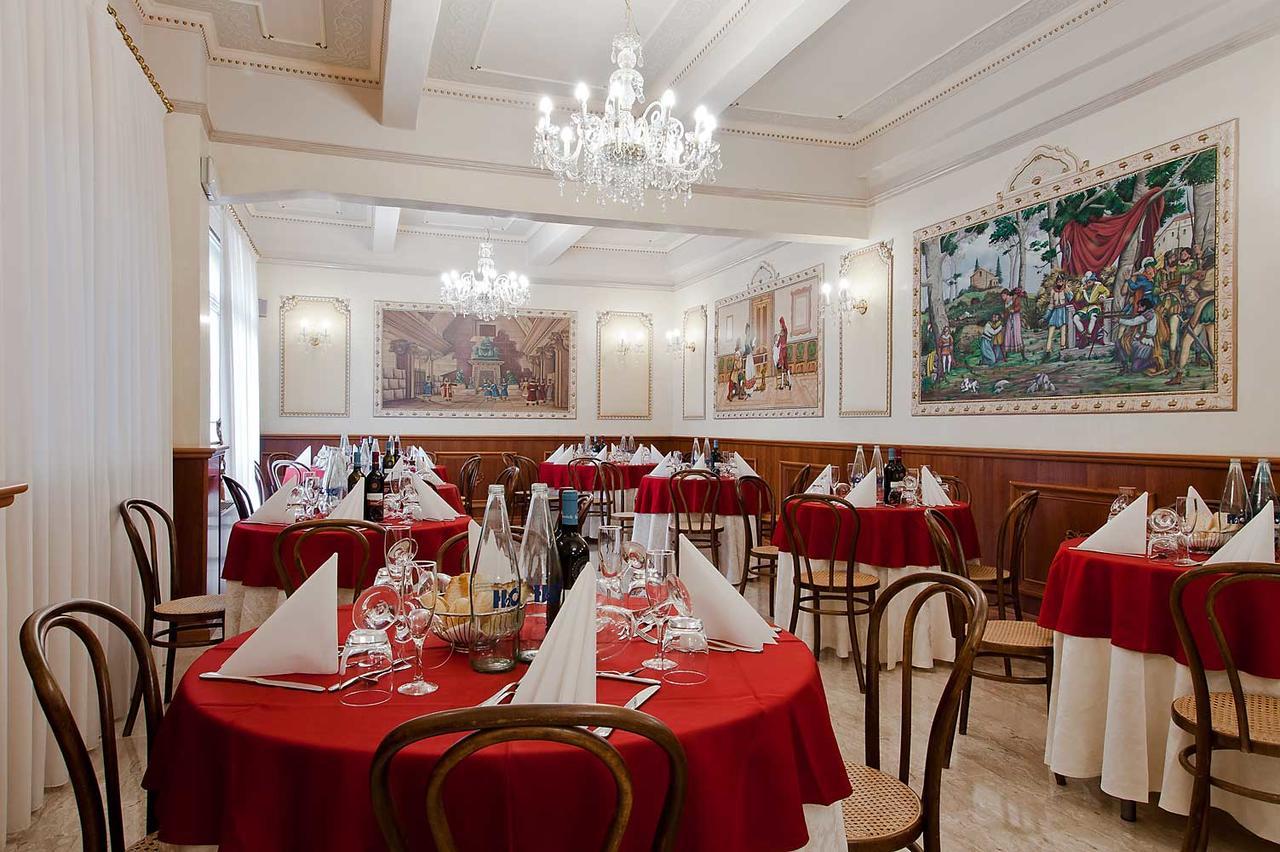 Nouvel Hotel Des Bains Pesaro Exterior foto